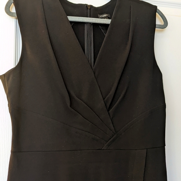 Black Knit Sleeveless Sheath with ruche detail at chest and waist - Picture 5 of 6